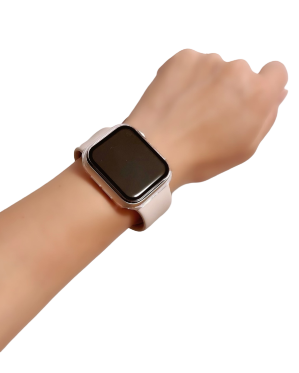 Arm with apple watch png photo