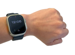 hand with watch png image